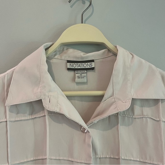 Women’s grey beige textured long sleeve button up blouse size medium notations - Picture 2 of 7